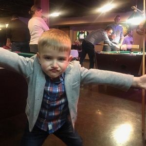 Meet your Posher, Sharon